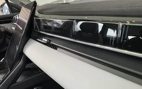 Geely Atlas, 2025 год, 3 970 990 рублей, 9 фотография