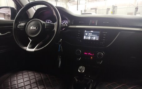 KIA Rio IV, 2019 год, 1 450 000 рублей, 10 фотография