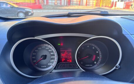 Mitsubishi Outlander III рестайлинг 3, 2007 год, 990 000 рублей, 7 фотография