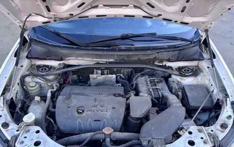 Mitsubishi Outlander III рестайлинг 3, 2007 год, 990 000 рублей, 8 фотография