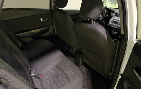 KIA Rio III рестайлинг, 2016 год, 1 030 000 рублей, 17 фотография