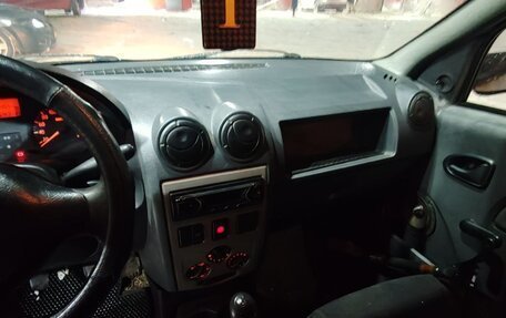 Renault Logan I, 2007 год, 170 000 рублей, 5 фотография