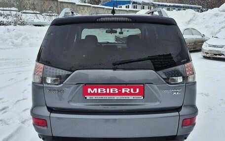 Mitsubishi Outlander III рестайлинг 3, 2010 год, 1 270 000 рублей, 6 фотография
