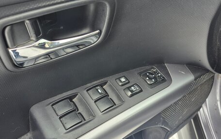 Mitsubishi Outlander III рестайлинг 3, 2010 год, 1 270 000 рублей, 13 фотография