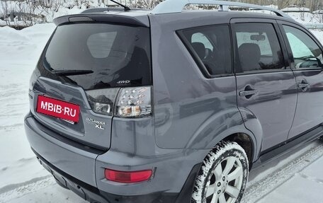 Mitsubishi Outlander III рестайлинг 3, 2010 год, 1 270 000 рублей, 7 фотография