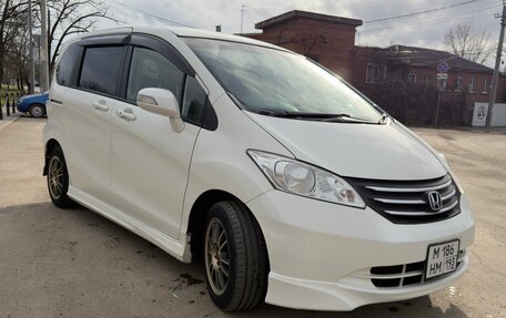 Honda Freed I, 2012 год, 1 150 000 рублей, 2 фотография