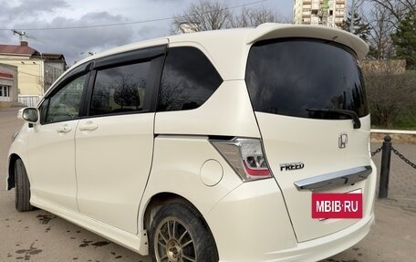 Honda Freed I, 2012 год, 1 150 000 рублей, 6 фотография