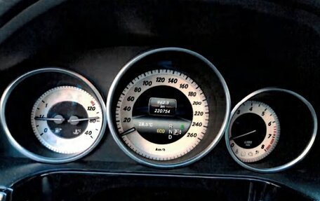 Mercedes-Benz E-Класс, 2013 год, 1 500 000 рублей, 7 фотография