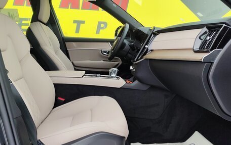 Volvo XC90 II рестайлинг, 2025 год, 10 900 000 рублей, 16 фотография