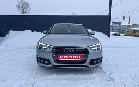 Audi A4, 2018 год, 2 800 000 рублей, 4 фотография