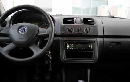 Skoda Fabia II, 2013 год, 630 000 рублей, 9 фотография