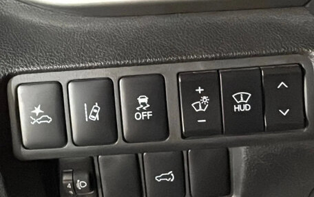 Mitsubishi Eclipse Cross, 2024 год, 2 700 000 рублей, 19 фотография