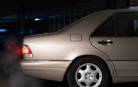 Mercedes-Benz S-Класс, 1996 год, 2 300 000 рублей, 9 фотография