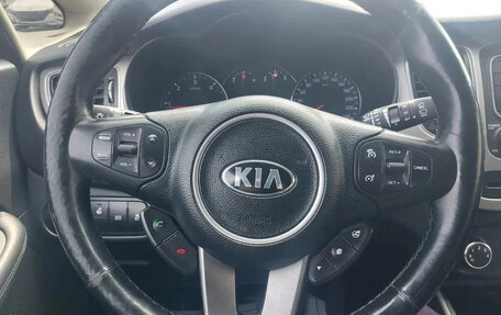 KIA Carens III (RP), 2018 год, 1 300 000 рублей, 13 фотография