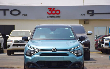 Citroen C4, 2023 год, 1 960 000 рублей, 2 фотография