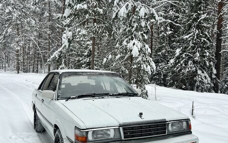 Nissan Laurel VIII, 1987 год, 290 000 рублей, 1 фотография