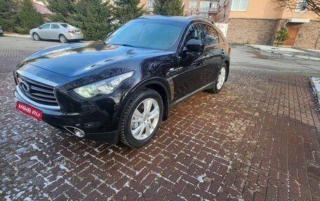 Infiniti QX70, 2016 год, 2 700 000 рублей, 1 фотография