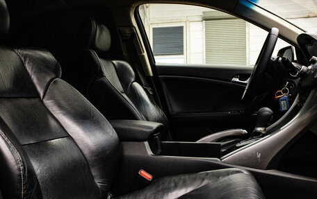 Honda Accord VIII рестайлинг, 2011 год, 949 000 рублей, 12 фотография