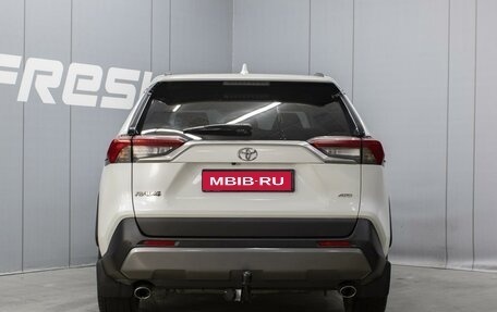 Toyota RAV4, 2020 год, 3 010 000 рублей, 4 фотография