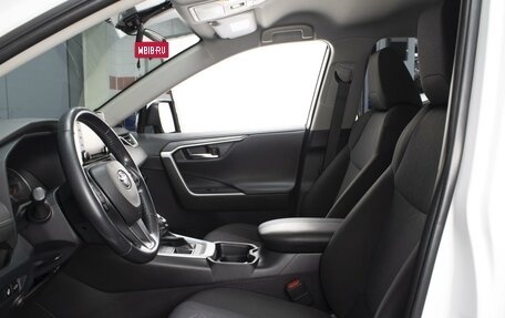 Toyota RAV4, 2020 год, 3 010 000 рублей, 8 фотография