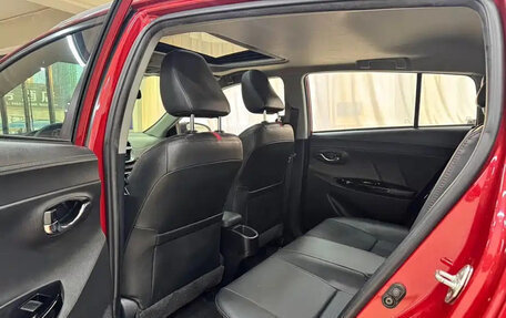 Toyota Yaris XP150 рестайлинг, 2021 год, 1 010 000 рублей, 9 фотография