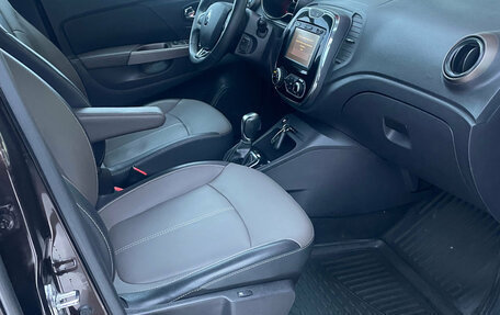 Renault Kaptur I рестайлинг, 2017 год, 1 290 000 рублей, 13 фотография