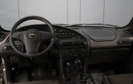 Chevrolet Niva I рестайлинг, 2018 год, 730 000 рублей, 5 фотография