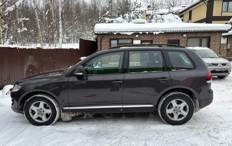 Volkswagen Touareg III, 2007 год, 1 150 000 рублей, 2 фотография