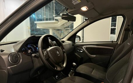 Renault Duster I рестайлинг, 2017 год, 950 000 рублей, 23 фотография