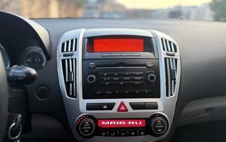 KIA cee'd I рестайлинг, 2008 год, 949 000 рублей, 17 фотография