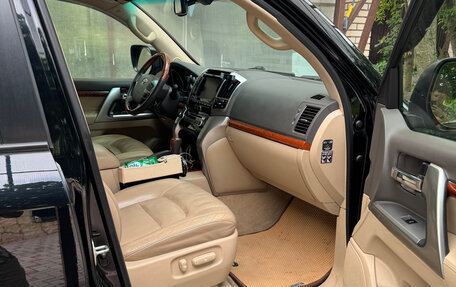 Toyota Land Cruiser 200, 2012 год, 3 400 000 рублей, 33 фотография