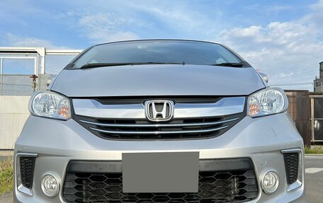 Honda Freed I, 2015 год, 745 000 рублей, 4 фотография