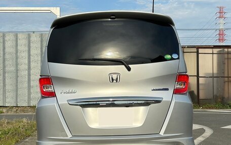 Honda Freed I, 2015 год, 745 000 рублей, 8 фотография