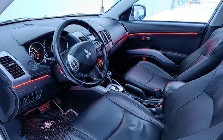 Mitsubishi Outlander III рестайлинг 3, 2012 год, 1 560 000 рублей, 11 фотография