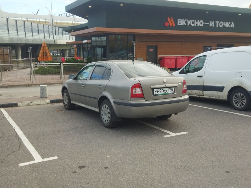 Skoda Octavia Tour рестайлинг, 2008 год, 400 000 рублей, 2 фотография