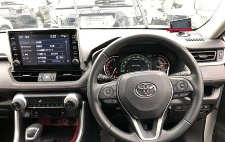 Toyota RAV4, 2022 год, 3 650 000 рублей, 11 фотография