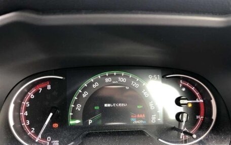 Toyota RAV4, 2022 год, 3 650 000 рублей, 10 фотография