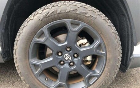 Toyota RAV4, 2022 год, 3 650 000 рублей, 12 фотография