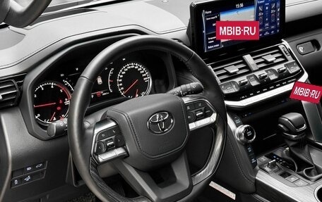 Toyota Land Cruiser, 2021 год, 9 850 000 рублей, 8 фотография