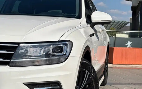 Volkswagen Tiguan II, 2021 год, 1 570 000 рублей, 4 фотография