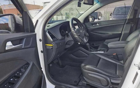 Hyundai Tucson III, 2017 год, 1 450 000 рублей, 19 фотография