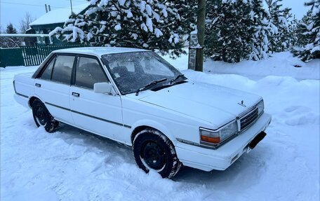 Nissan Laurel VIII, 1987 год, 290 000 рублей, 3 фотография