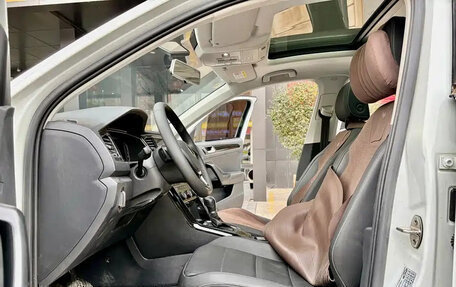 Volkswagen T-Roc I, 2021 год, 1 300 000 рублей, 4 фотография