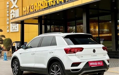 Volkswagen T-Roc I, 2021 год, 1 300 000 рублей, 9 фотография