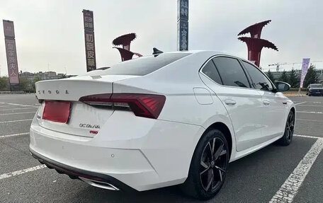 Skoda Octavia IV, 2022 год, 1 687 000 рублей, 4 фотография