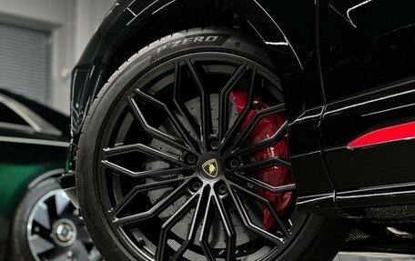 Lamborghini Urus I, 2025 год, 41 000 000 рублей, 9 фотография