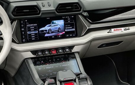 Lamborghini Urus I, 2025 год, 41 000 000 рублей, 23 фотография