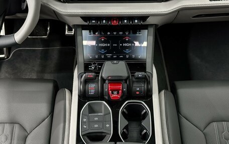 Lamborghini Urus I, 2025 год, 41 000 000 рублей, 18 фотография