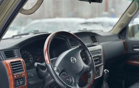 Nissan Patrol, 2004 год, 930 000 рублей, 13 фотография