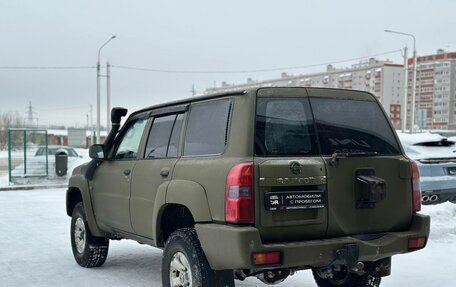 Nissan Patrol, 2004 год, 930 000 рублей, 5 фотография